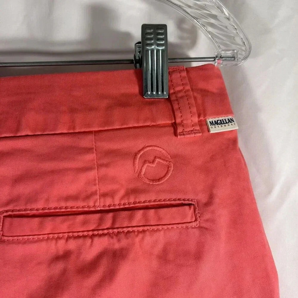 Magellan Chino Shorts Womens 2 Pink 3.5" Inseam Mid Rise Cotton Blend Button Zip - Picture 7 of 7